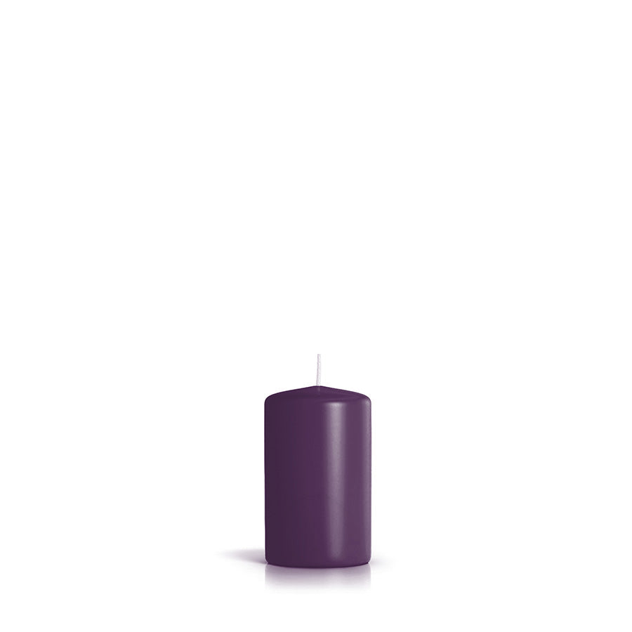 Cylindrical candles Ø60 mm. h 100 mm. duration 28 hours Cream in tray of 8 pieces