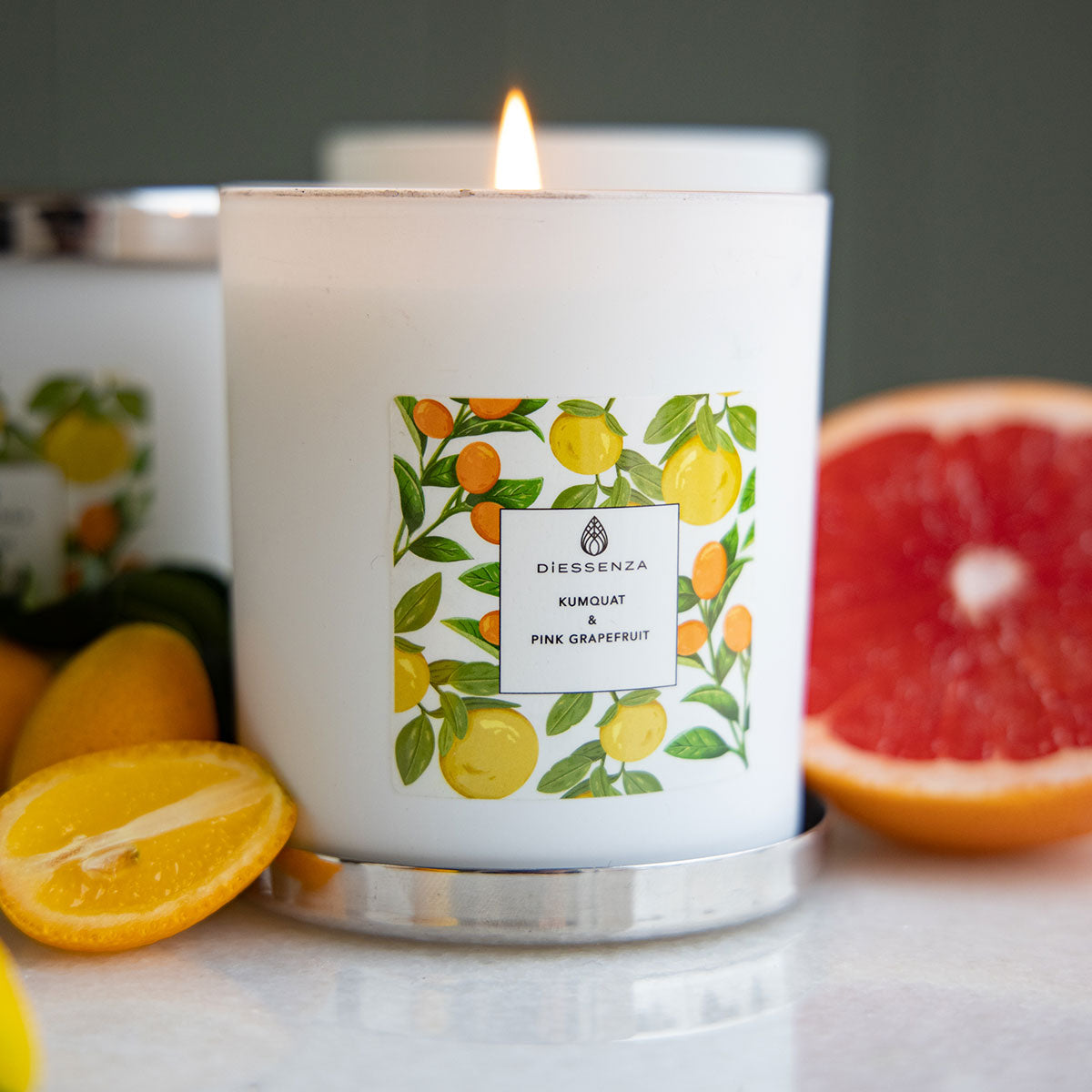 DiEssenza Kumquat &amp;amp; Pink Grapefruit - Chinese Mandarin &amp;amp; Pink Grapefruit Scented Candle 